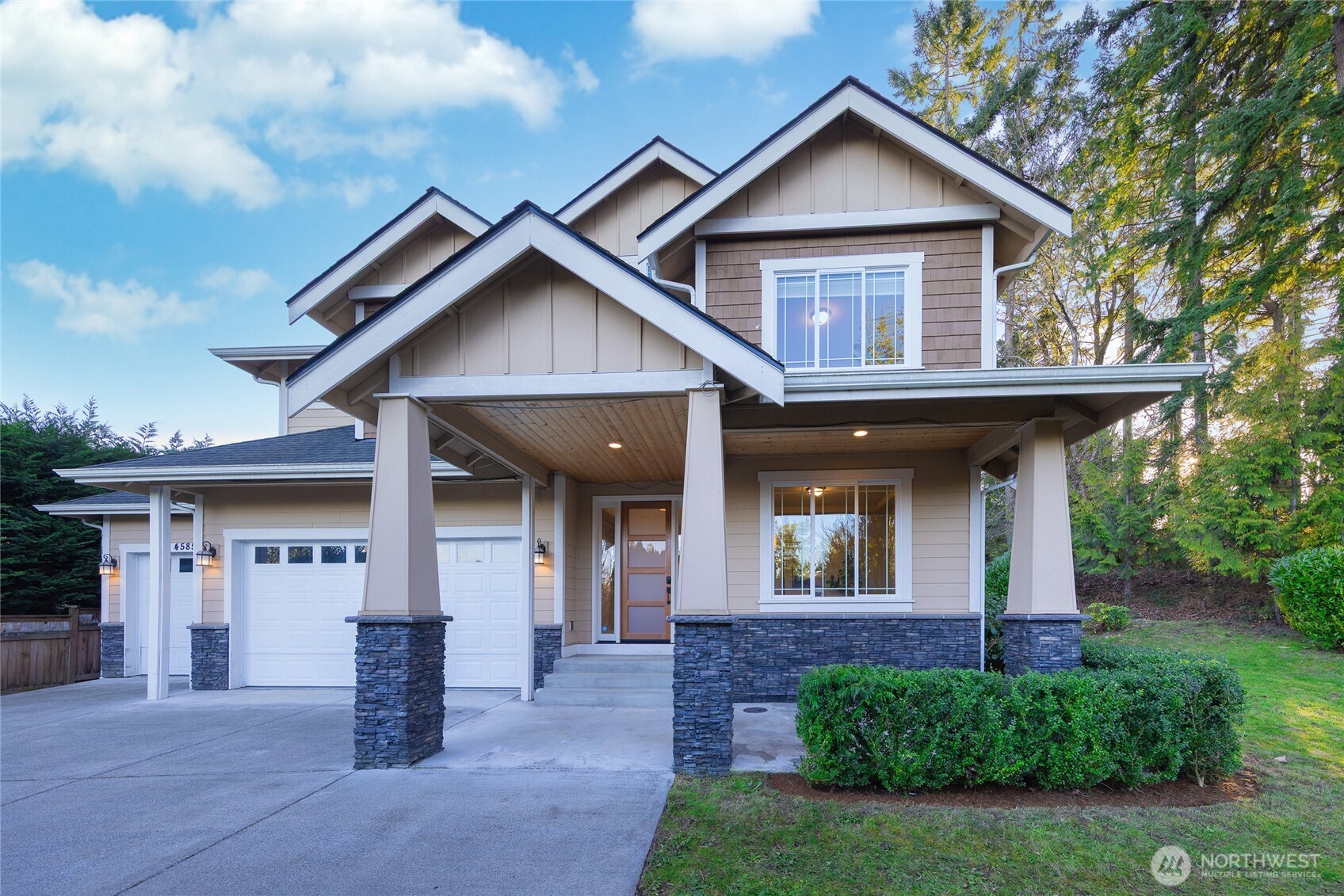 4585 167th Lane SE, Bellevue, WA 98006