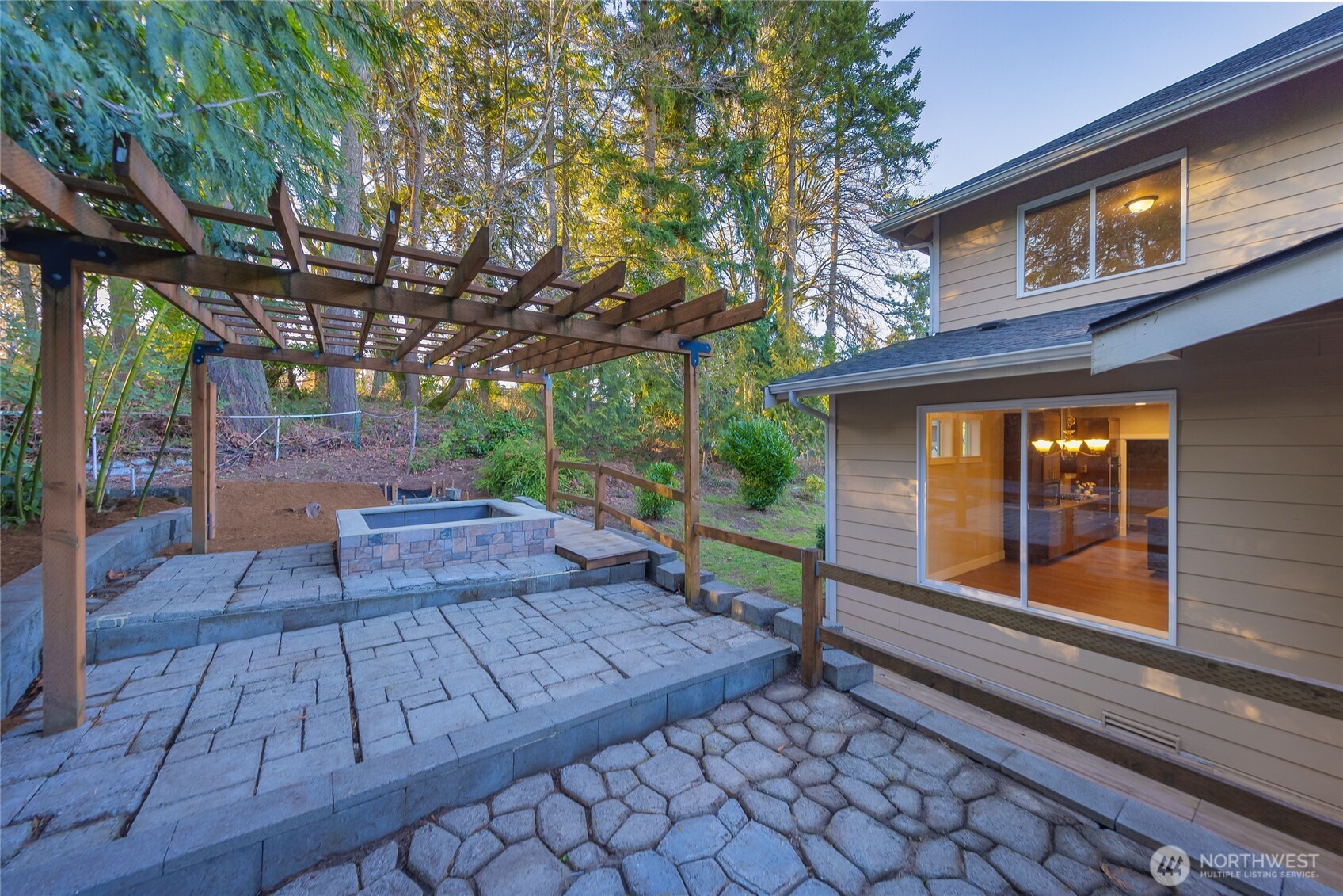 4585 167th Lane SE, Bellevue, WA 98006