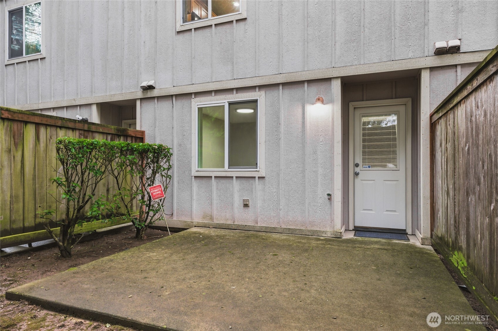 1814 I Street NE #202, Auburn, WA 98002