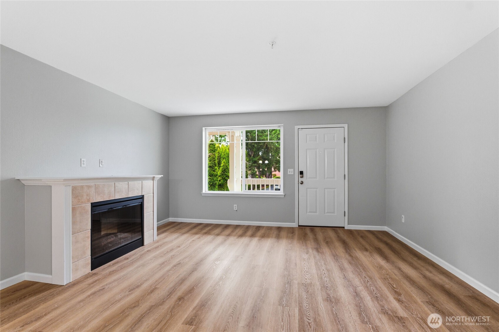 1814 I Street NE #202, Auburn, WA 98002