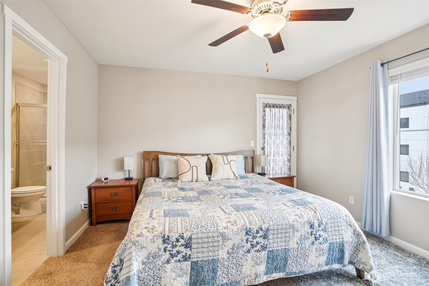 15420 NE 70th Street , Vancouver, WA 98682