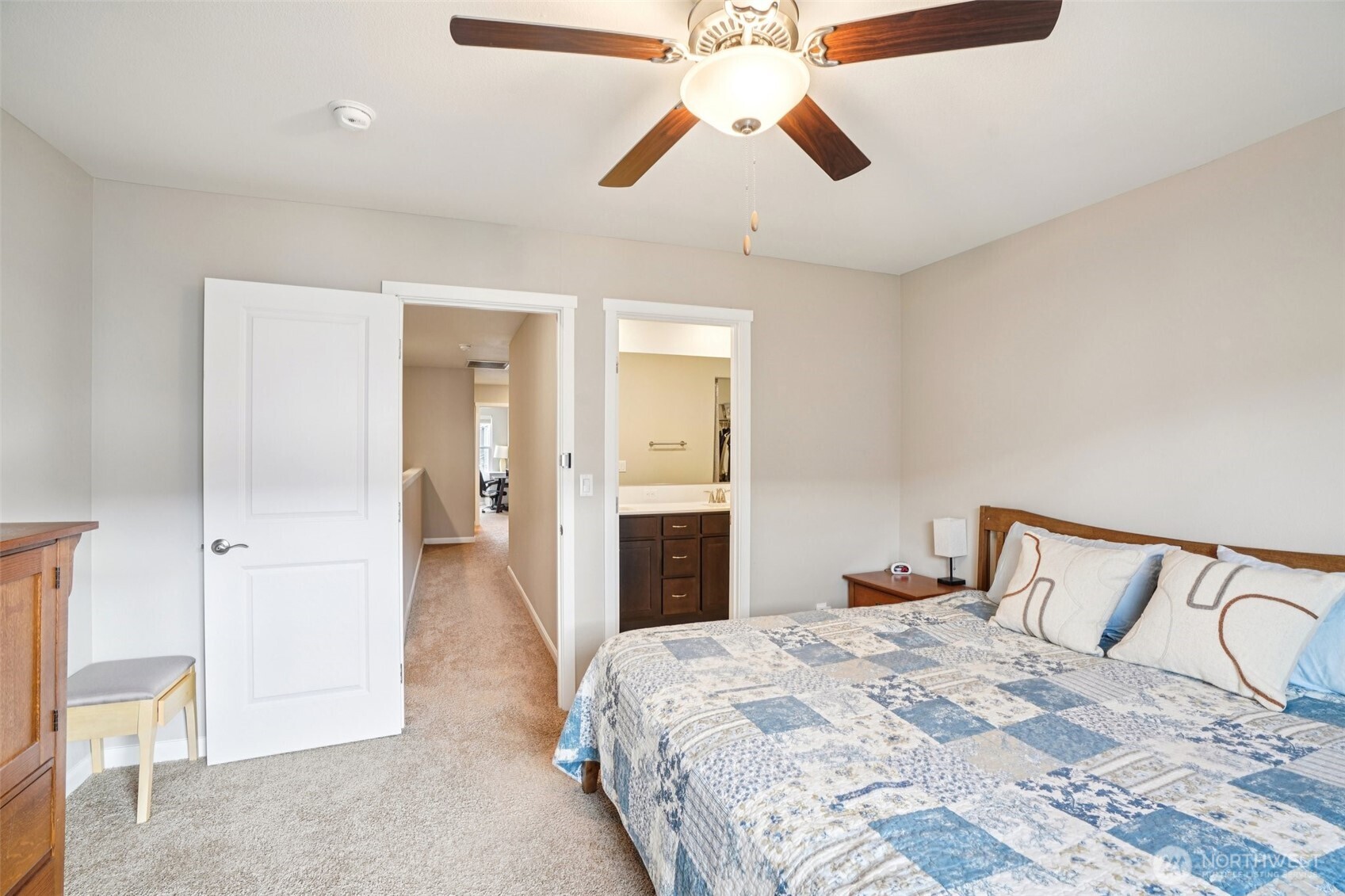 15420 NE 70th Street , Vancouver, WA 98682