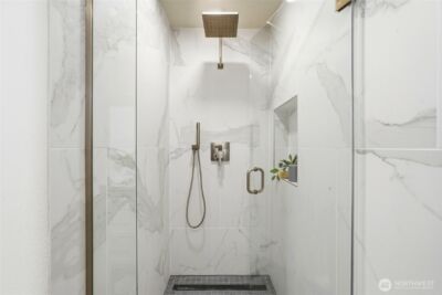 8810 NE 138th Street , Kirkland, WA 98034 - Photo 18