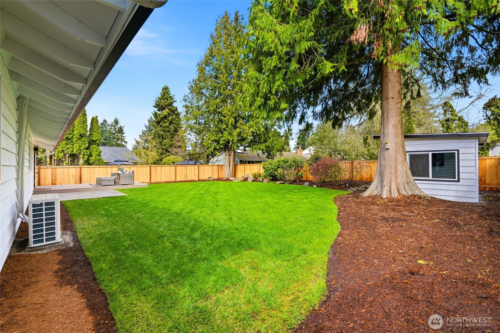 8810 NE 138th Street , Kirkland, WA 98034