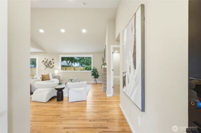 8810 NE 138th Street , Kirkland, WA 98034 - Photo 3