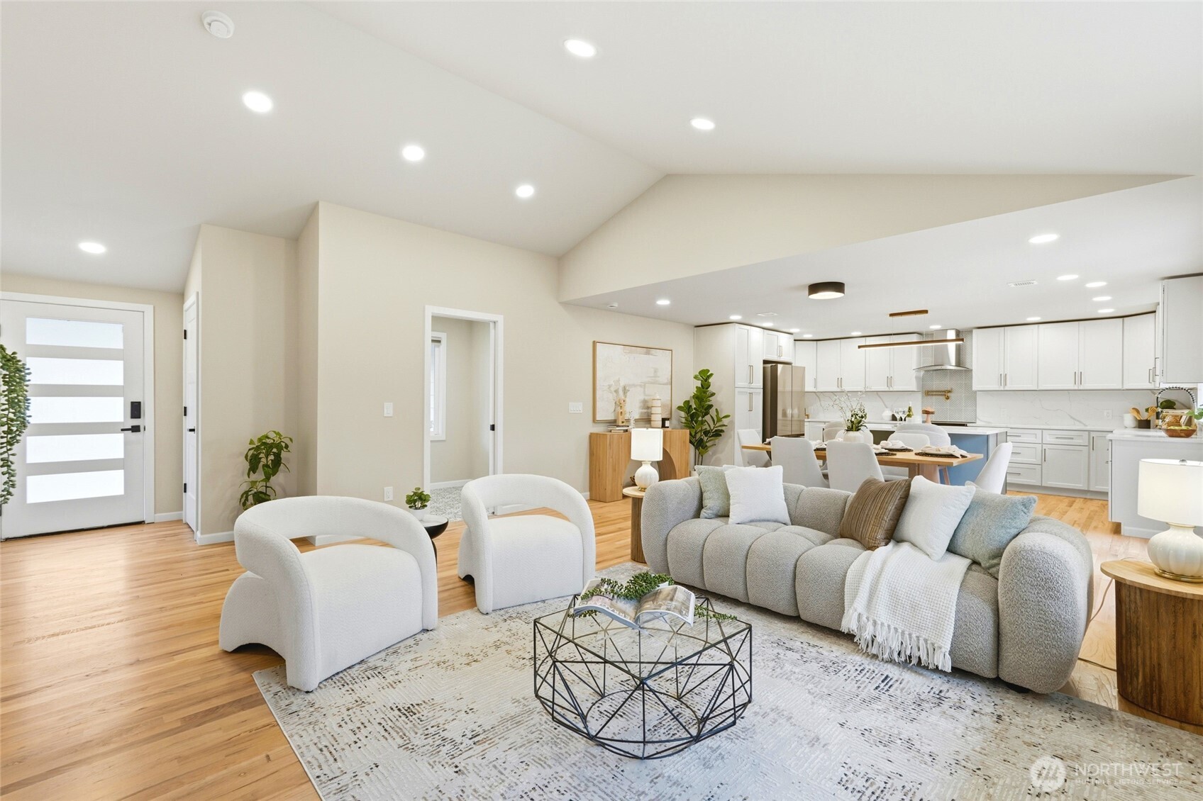 8810 NE 138th Street , Kirkland, WA 98034