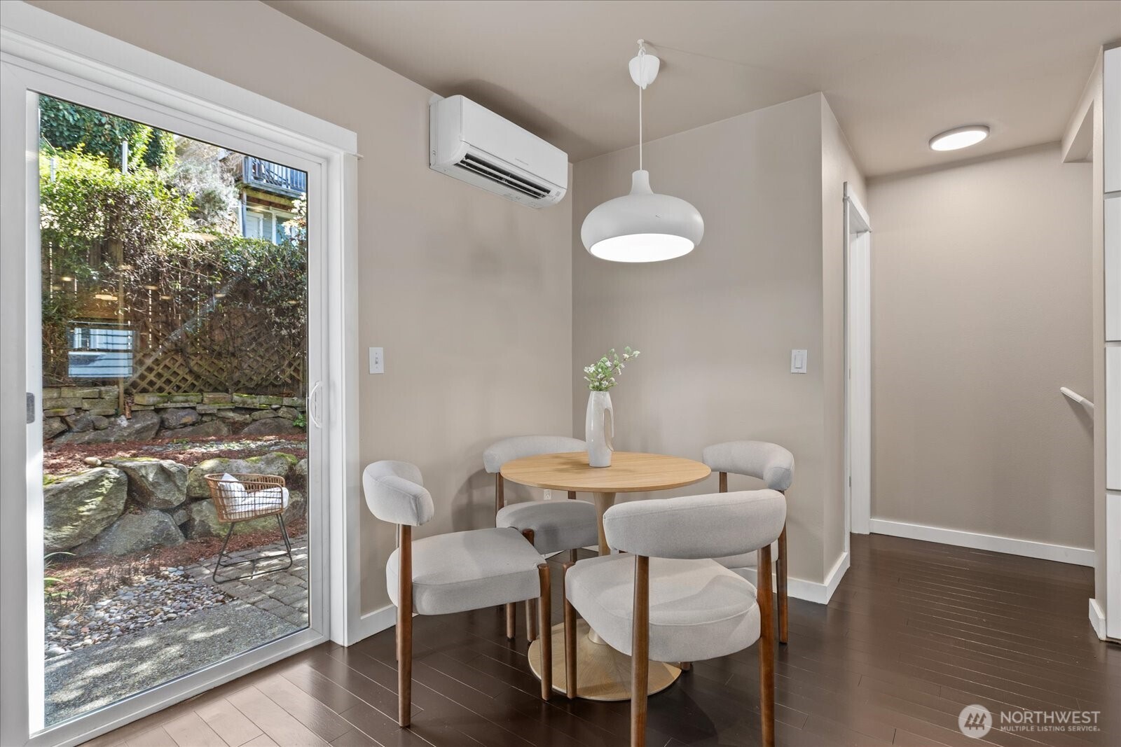 1108 29th Avenue S #B, Seattle, WA 98144