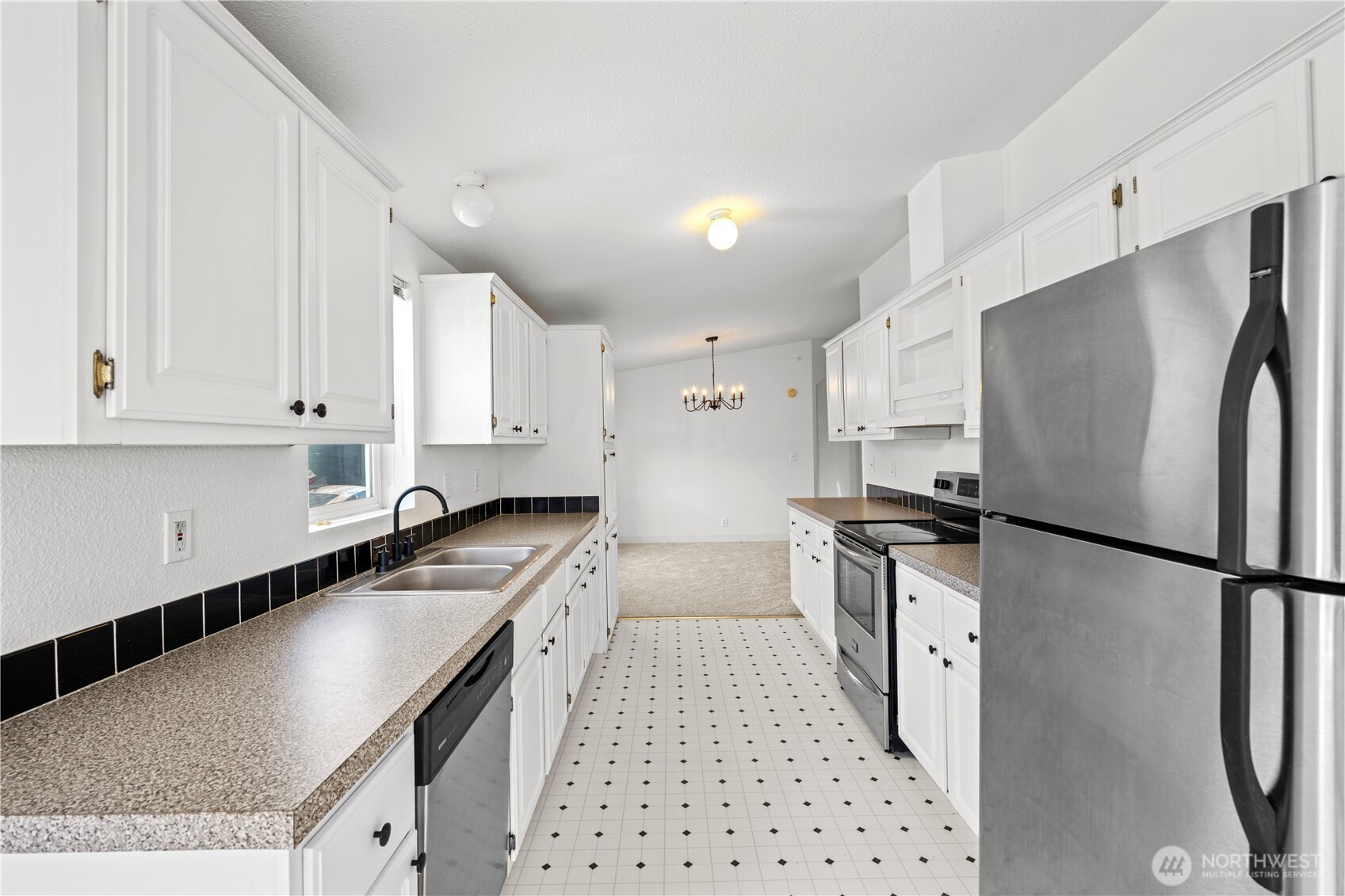 11100 4th Avenue W #22, Everett, WA 98204