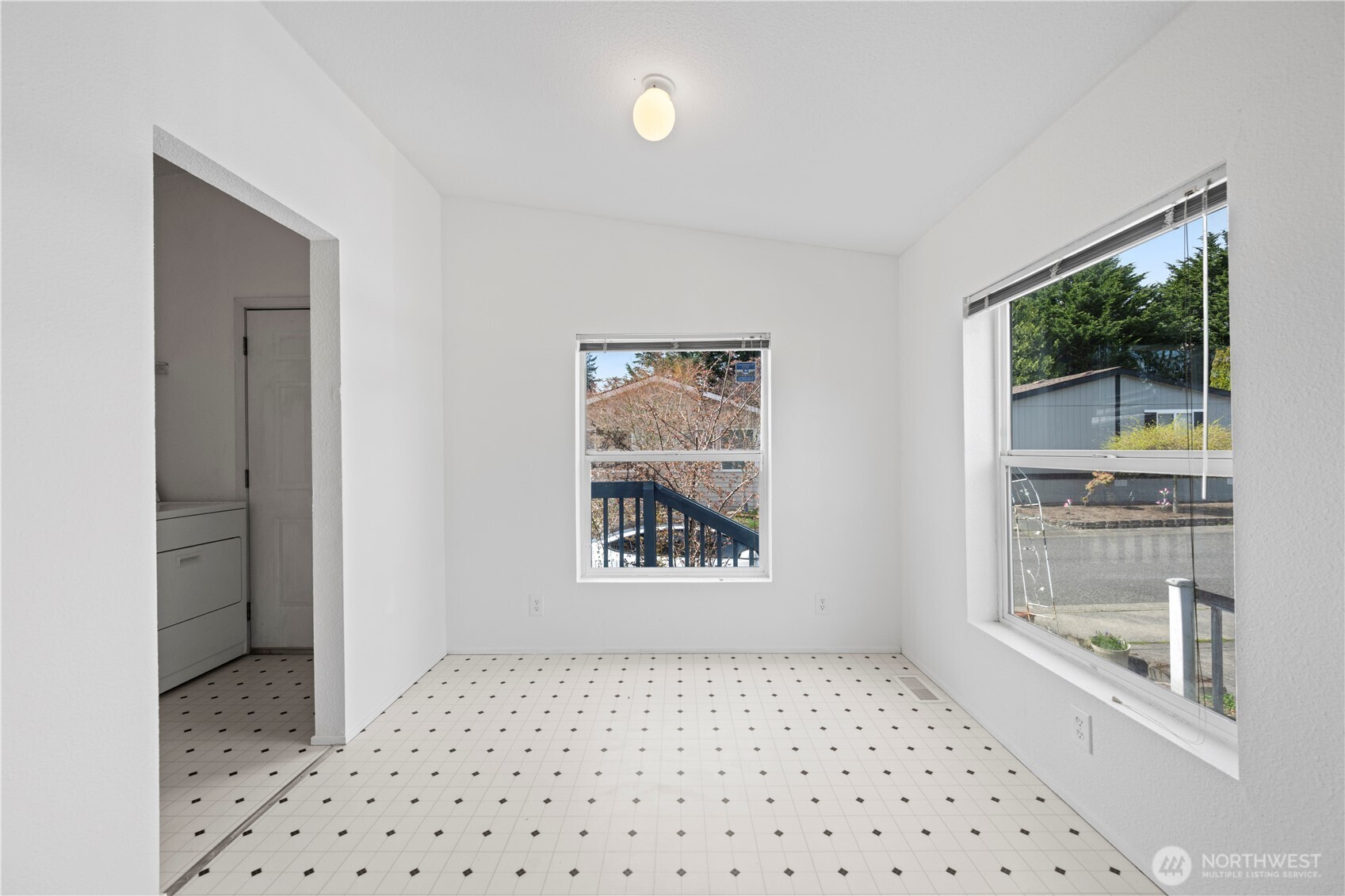 11100 4th Avenue W #22, Everett, WA 98204