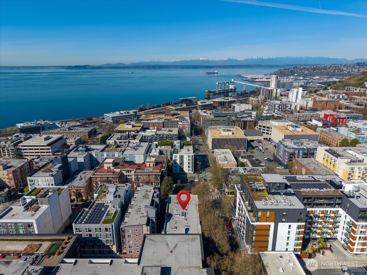 7 Harrison Street #20, Seattle, WA 98109