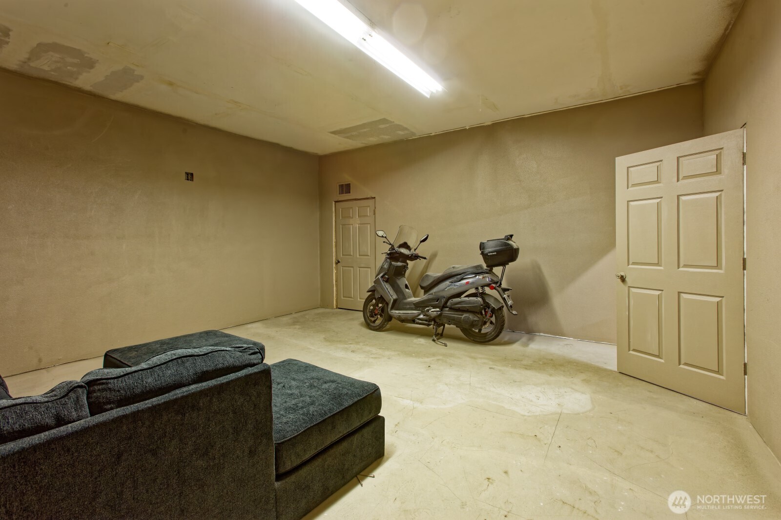 112 W Main Street , Elma, WA 98541