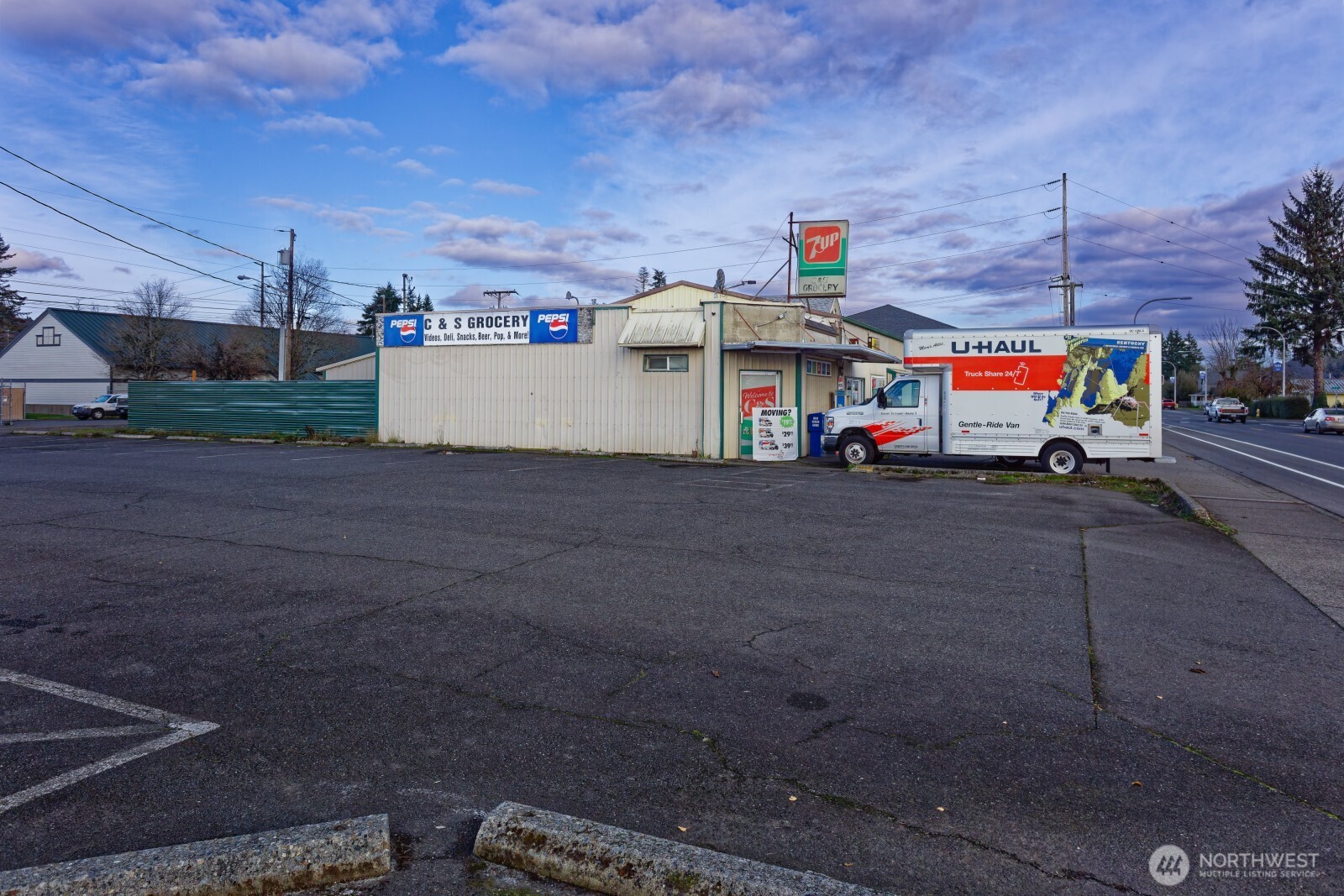 112 W Main Street , Elma, WA 98541