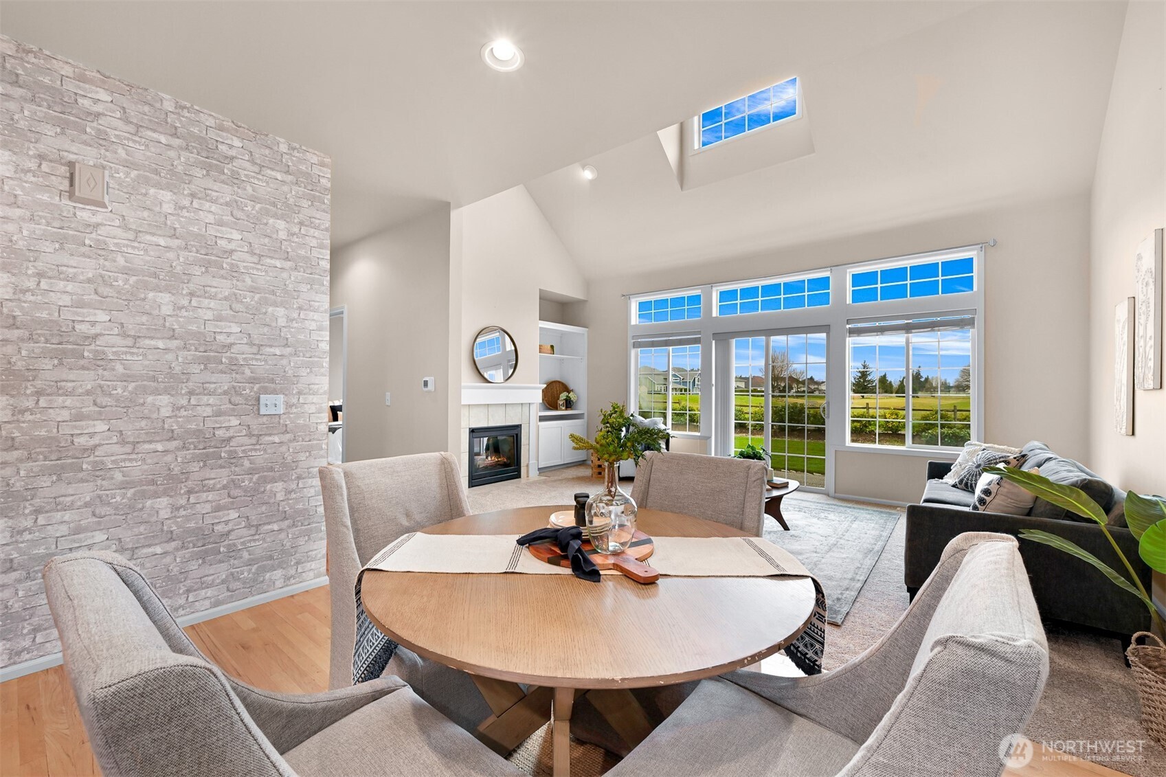 1725 Harrison Place #104, Lynden, WA 98264