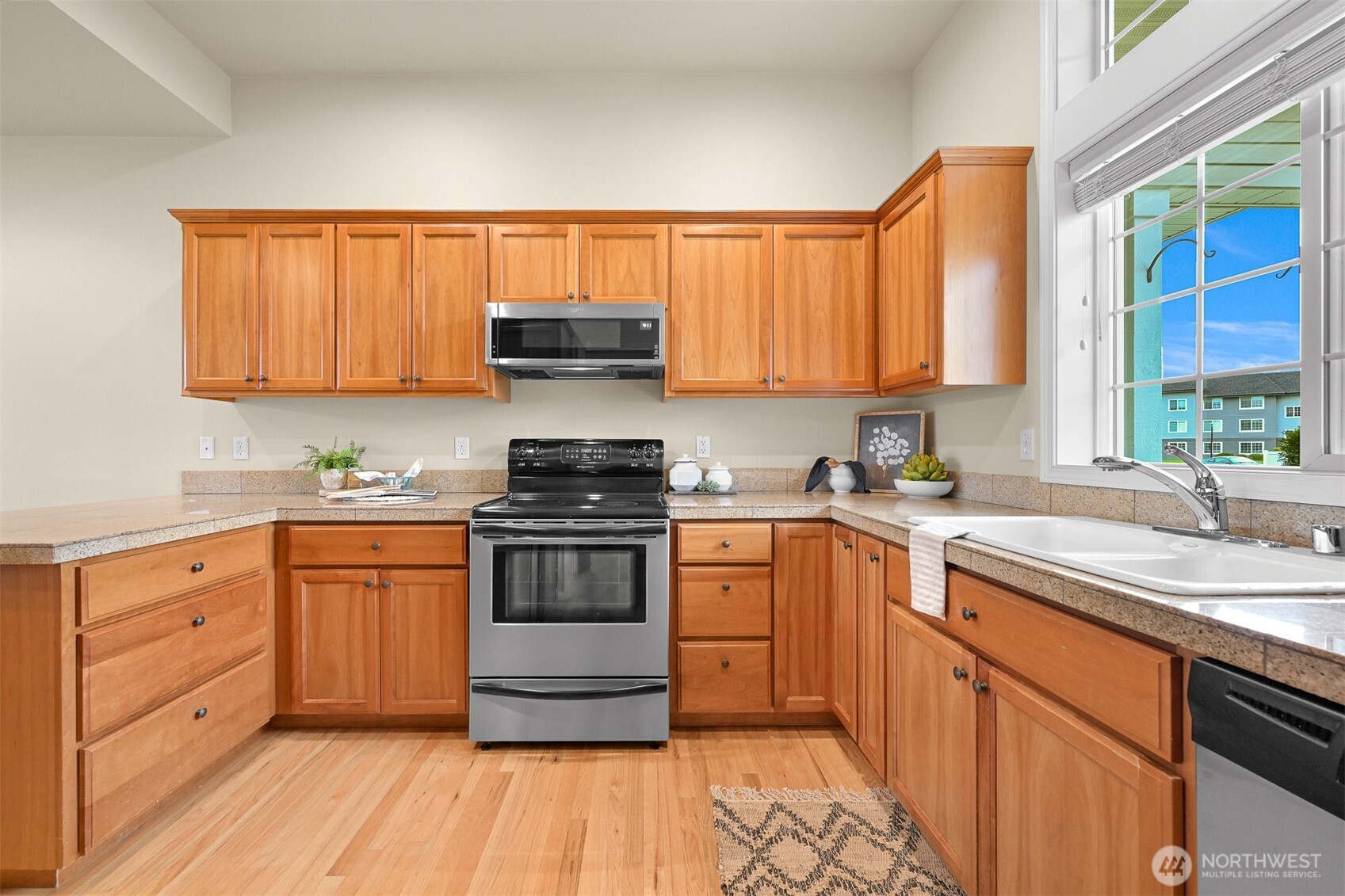 1725 Harrison Place #104, Lynden, WA 98264