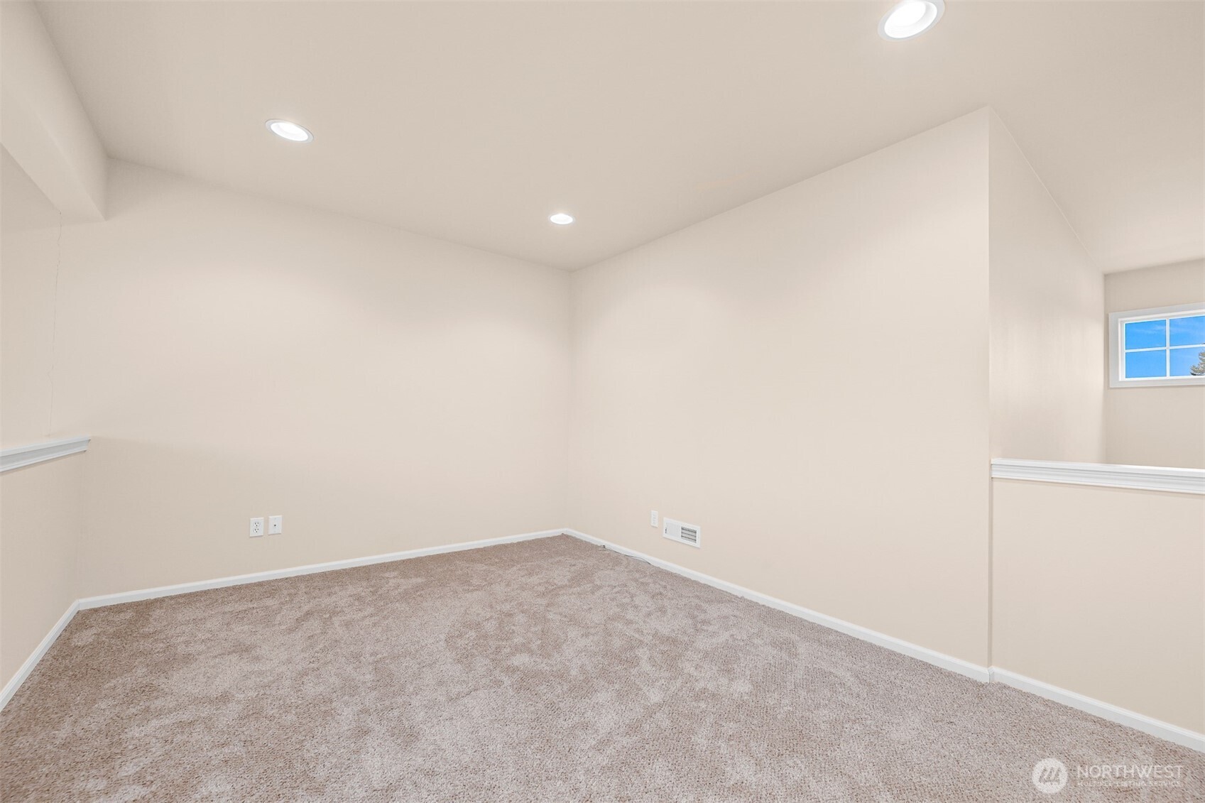 1725 Harrison Place #104, Lynden, WA 98264