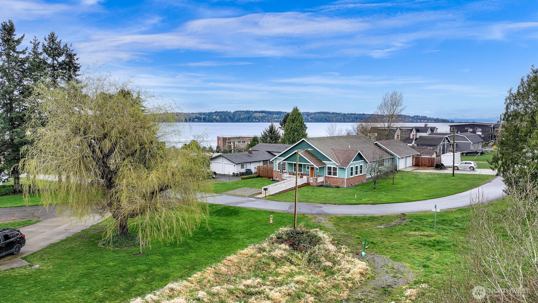 944 Georgia Street , Blaine, WA 98230