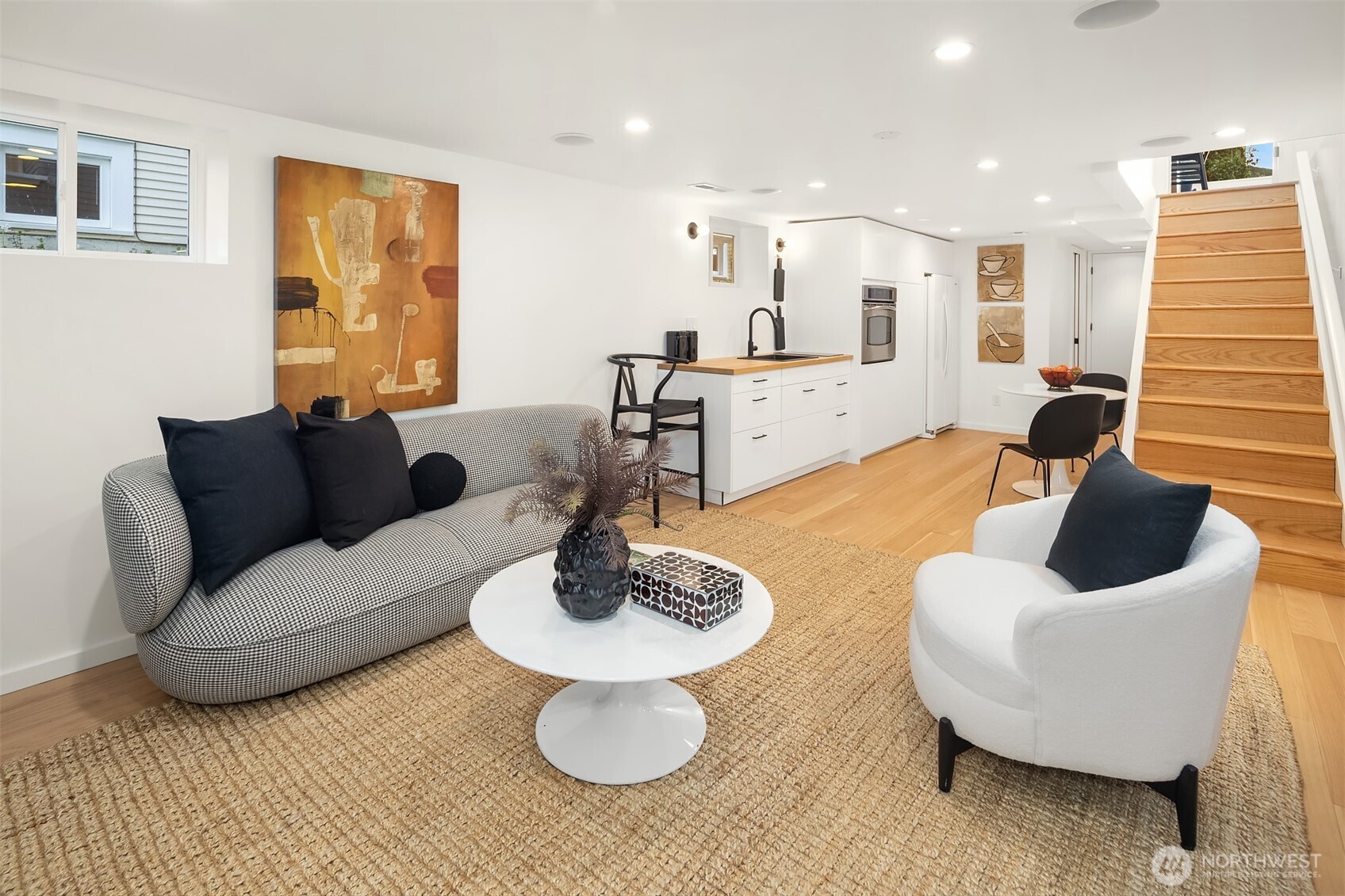 1939 14th Avenue E, Seattle, WA 98112