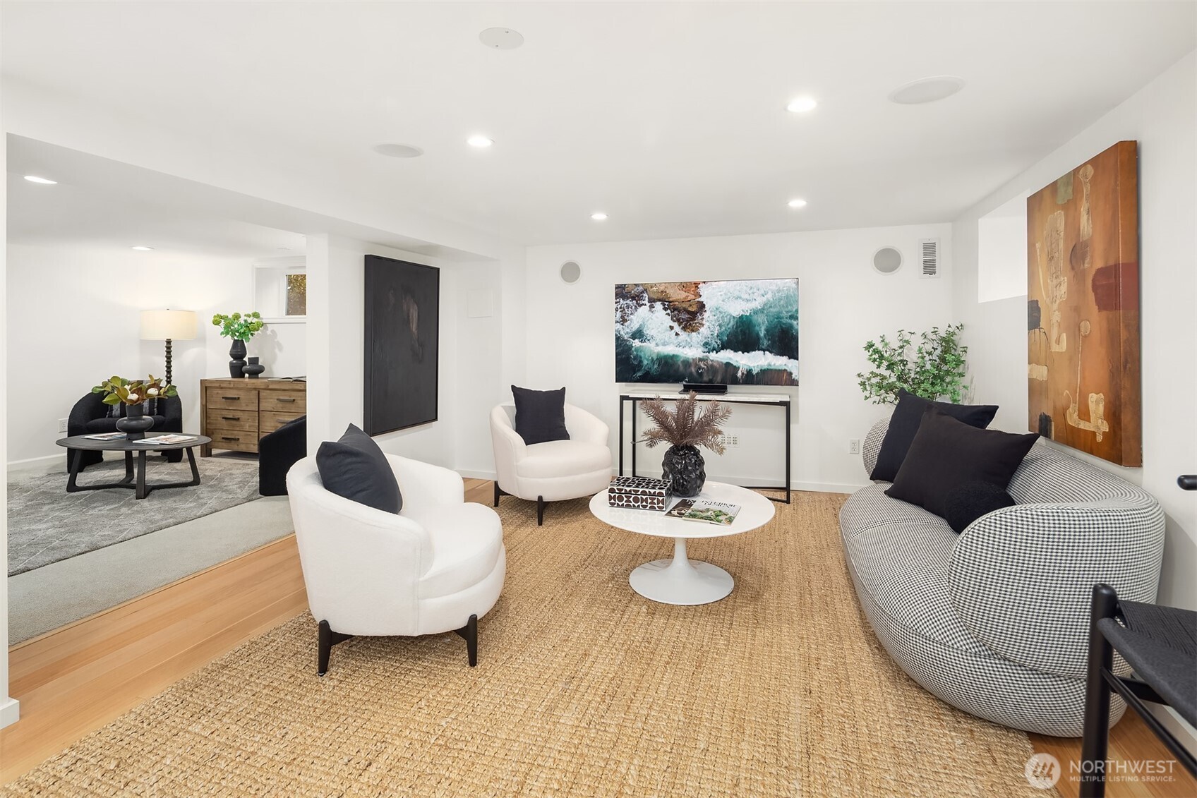 1939 14th Avenue E, Seattle, WA 98112