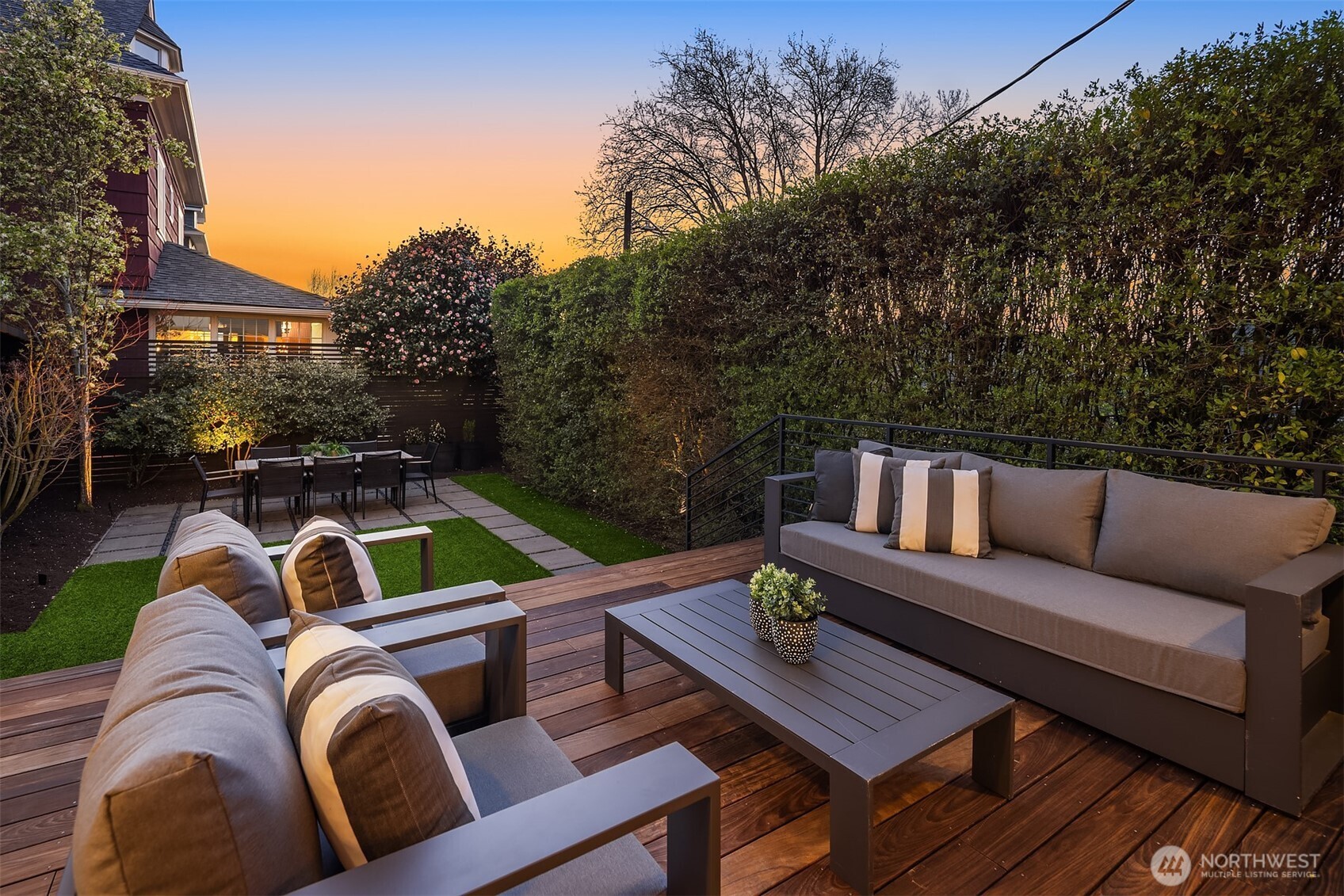 1939 14th Avenue E, Seattle, WA 98112