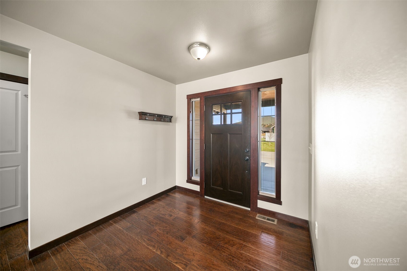 229 Sun Valley Drive , Wenatchee, WA 98801-9711