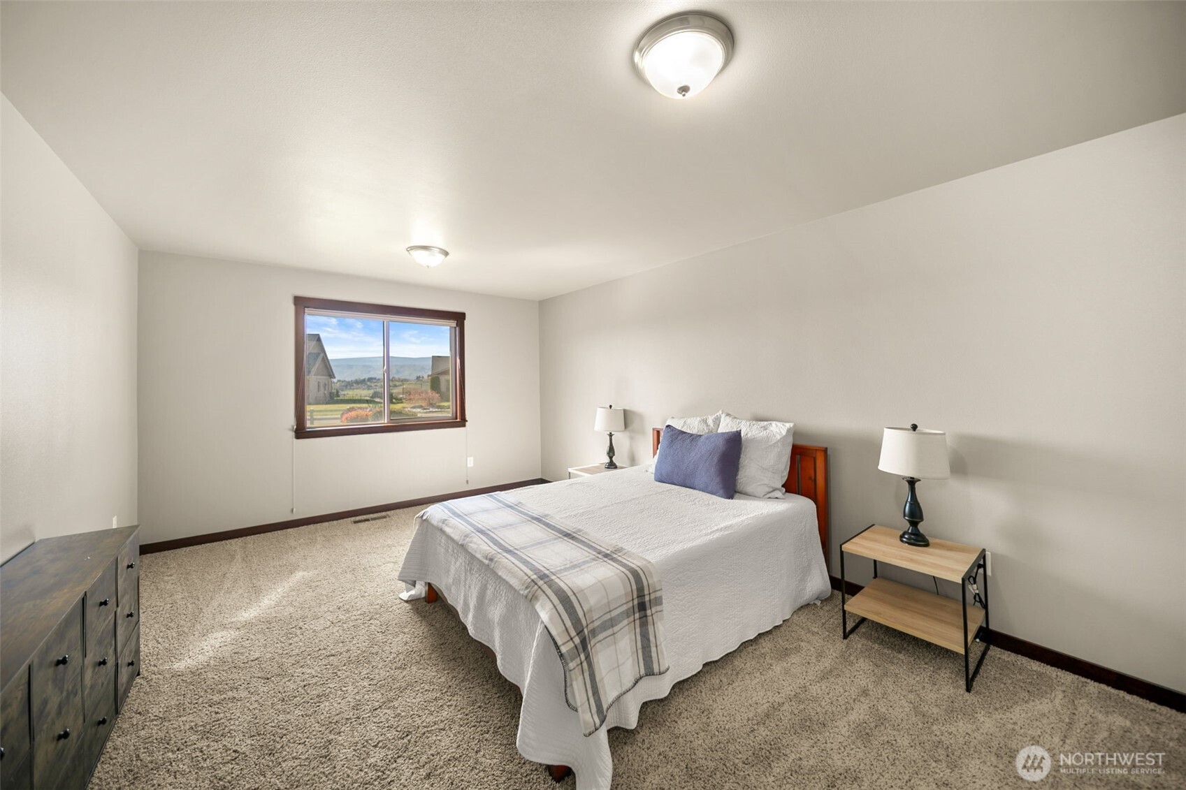 229 Sun Valley Drive , Wenatchee, WA 98801-9711