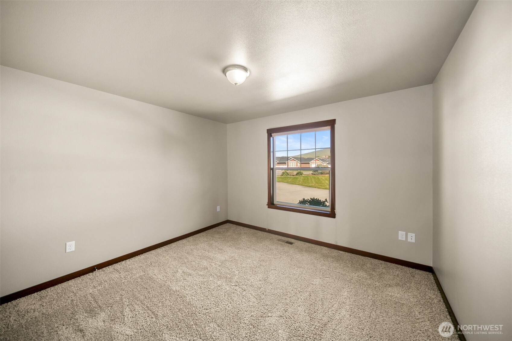 229 Sun Valley Drive , Wenatchee, WA 98801-9711
