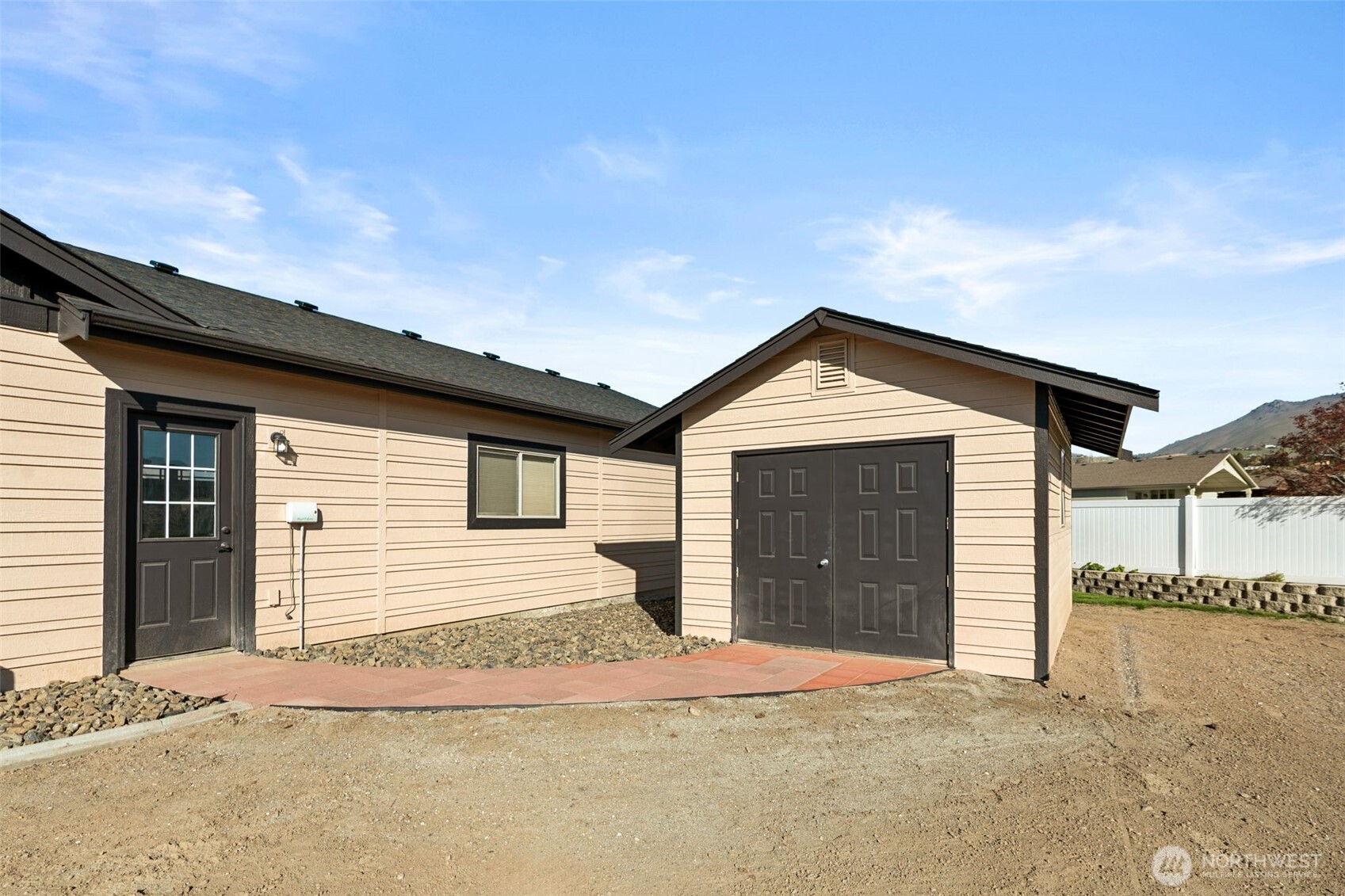 229 Sun Valley Drive , Wenatchee, WA 98801-9711