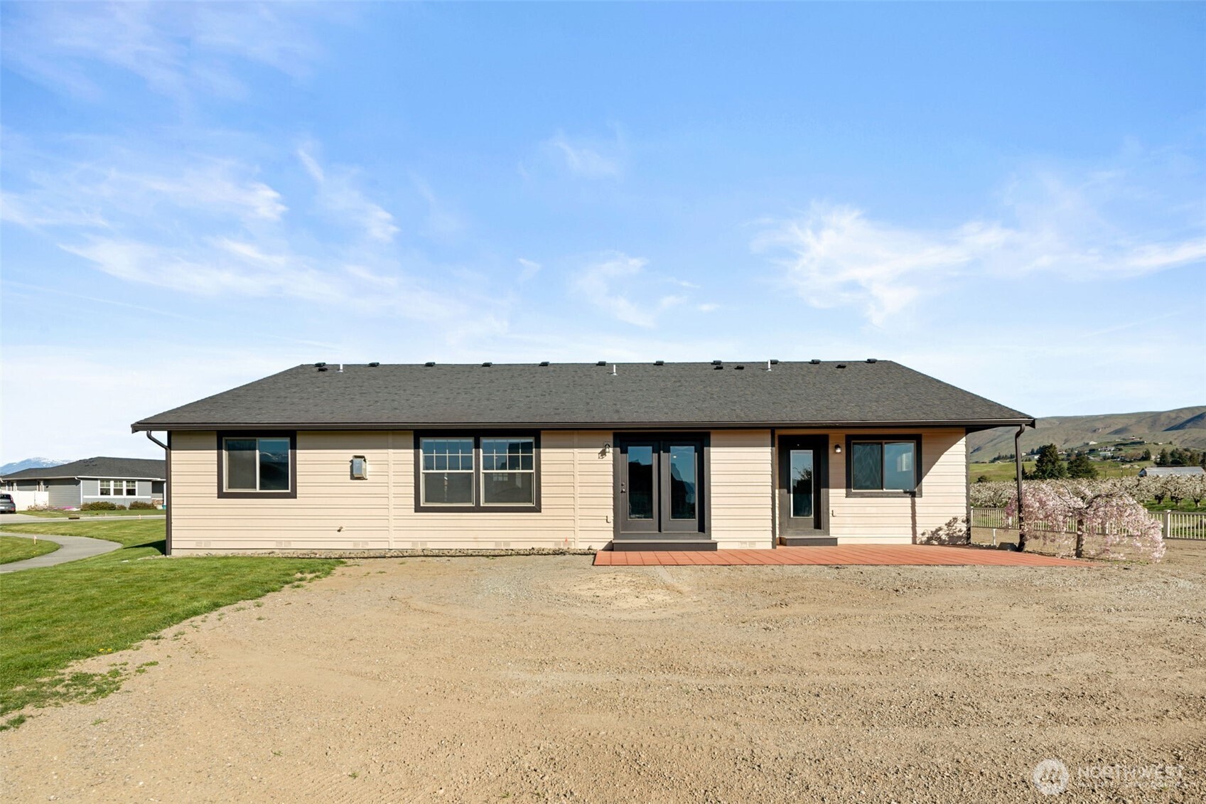 229 Sun Valley Drive , Wenatchee, WA 98801-9711
