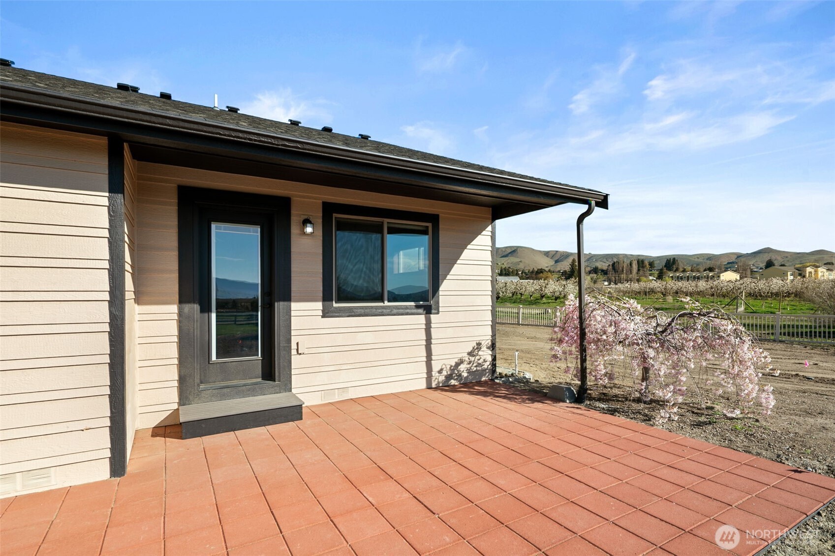 229 Sun Valley Drive , Wenatchee, WA 98801-9711