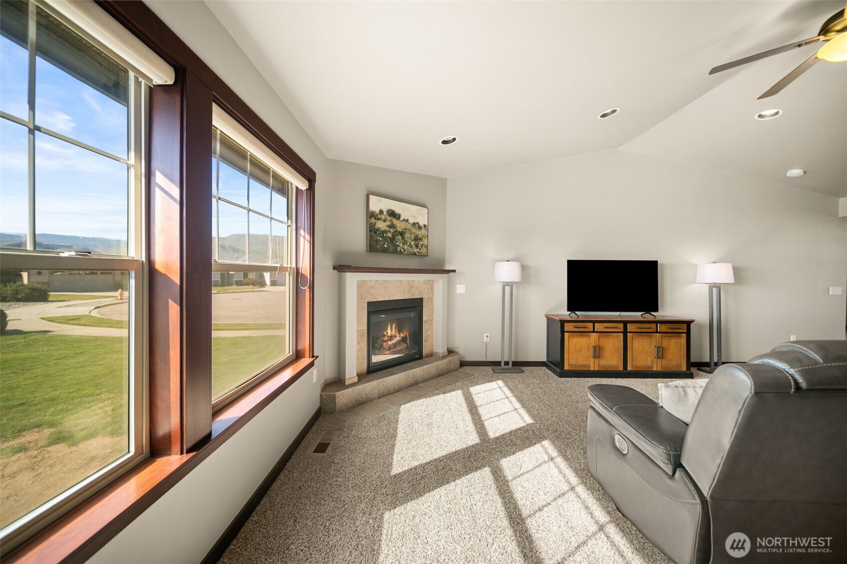 229 Sun Valley Drive , Wenatchee, WA 98801-9711