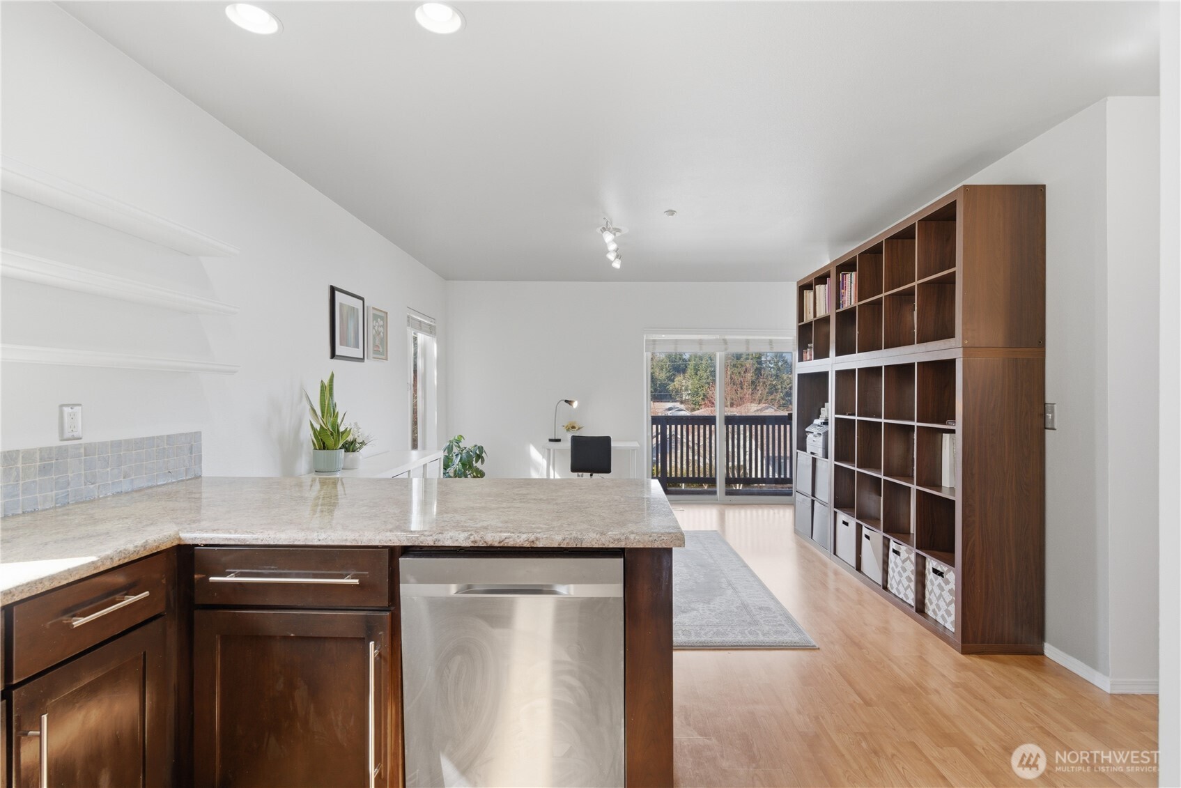 4063 Flora Drive , Fircrest, WA 98466-5739