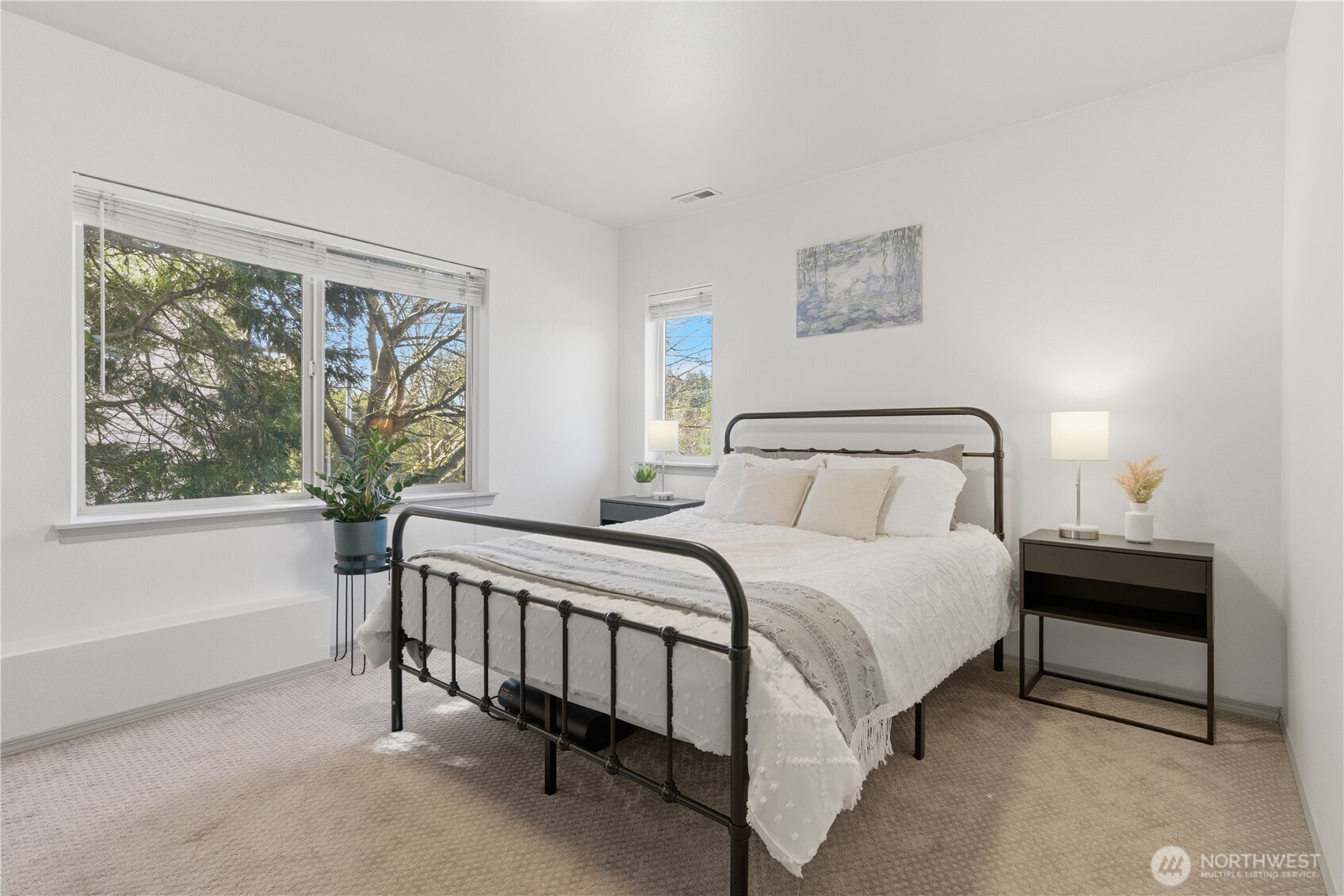 4063 Flora Drive , Fircrest, WA 98466-5739