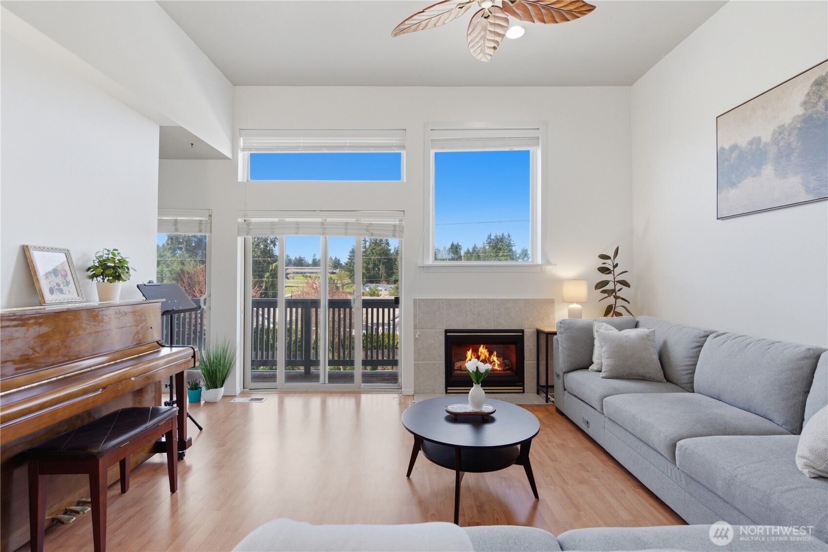 4063 Flora Drive , Fircrest, WA 98466-5739