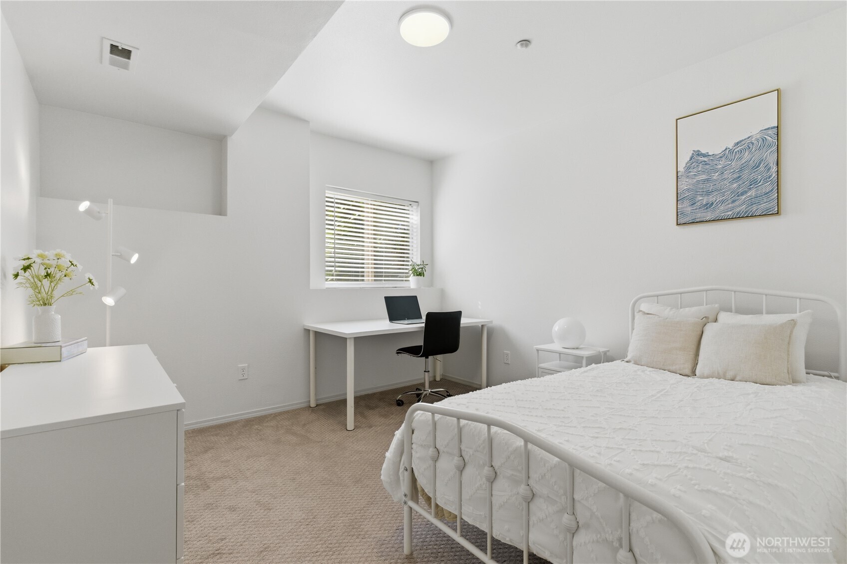 4063 Flora Drive , Fircrest, WA 98466-5739