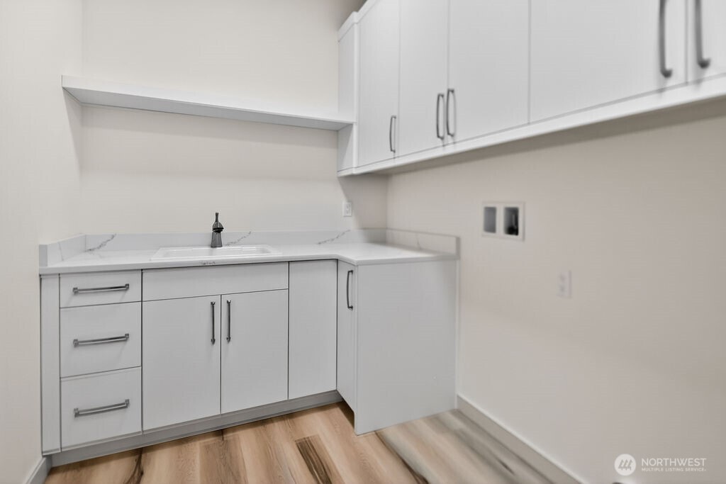 502 Lake of the Hills Loop , Sequim, WA 98382