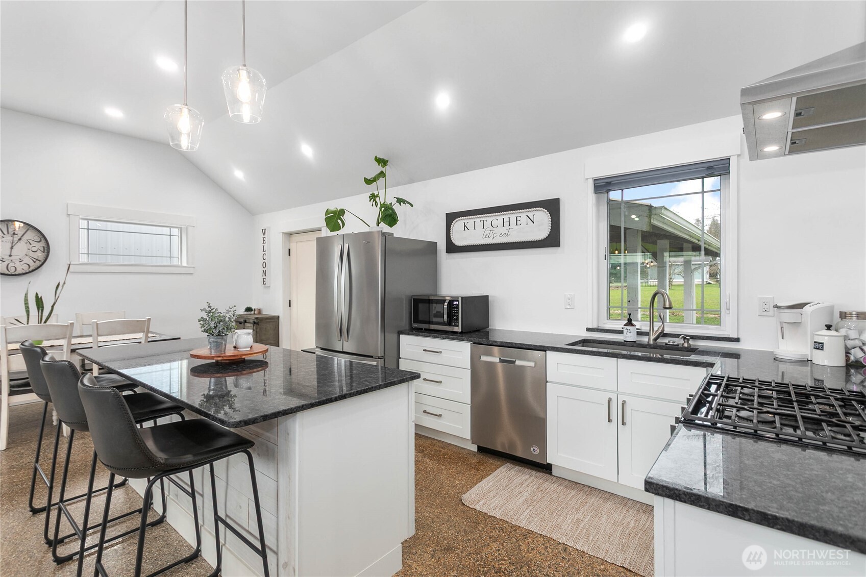 7393 Hannegan Road , Lynden, WA 98264