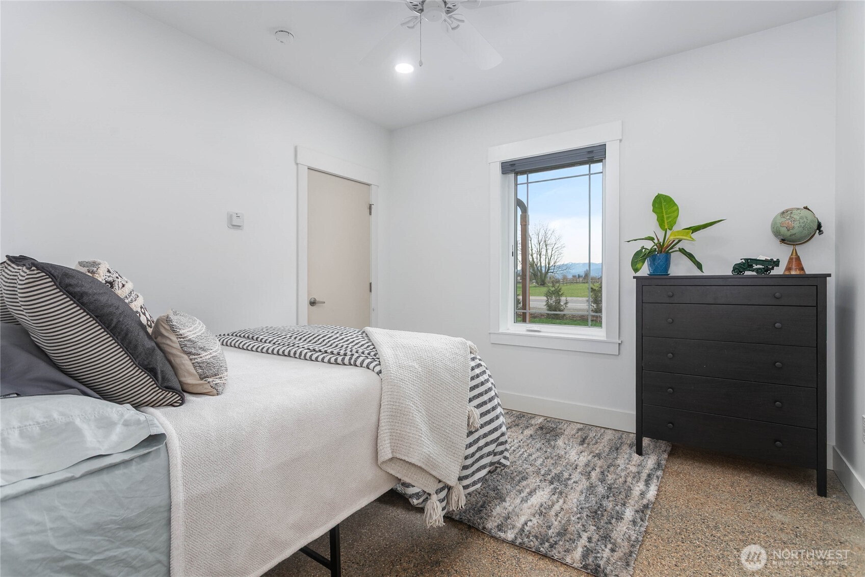 7393 Hannegan Road , Lynden, WA 98264