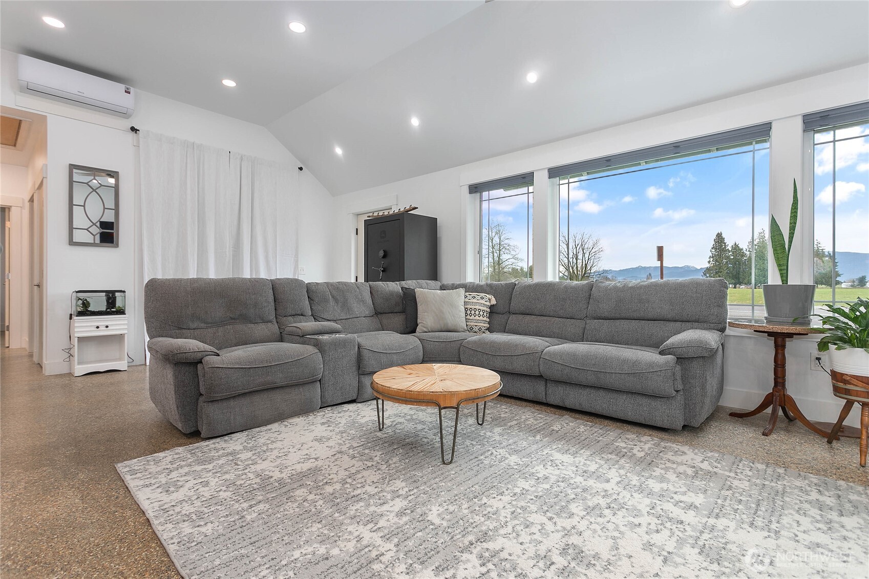 7393 Hannegan Road , Lynden, WA 98264