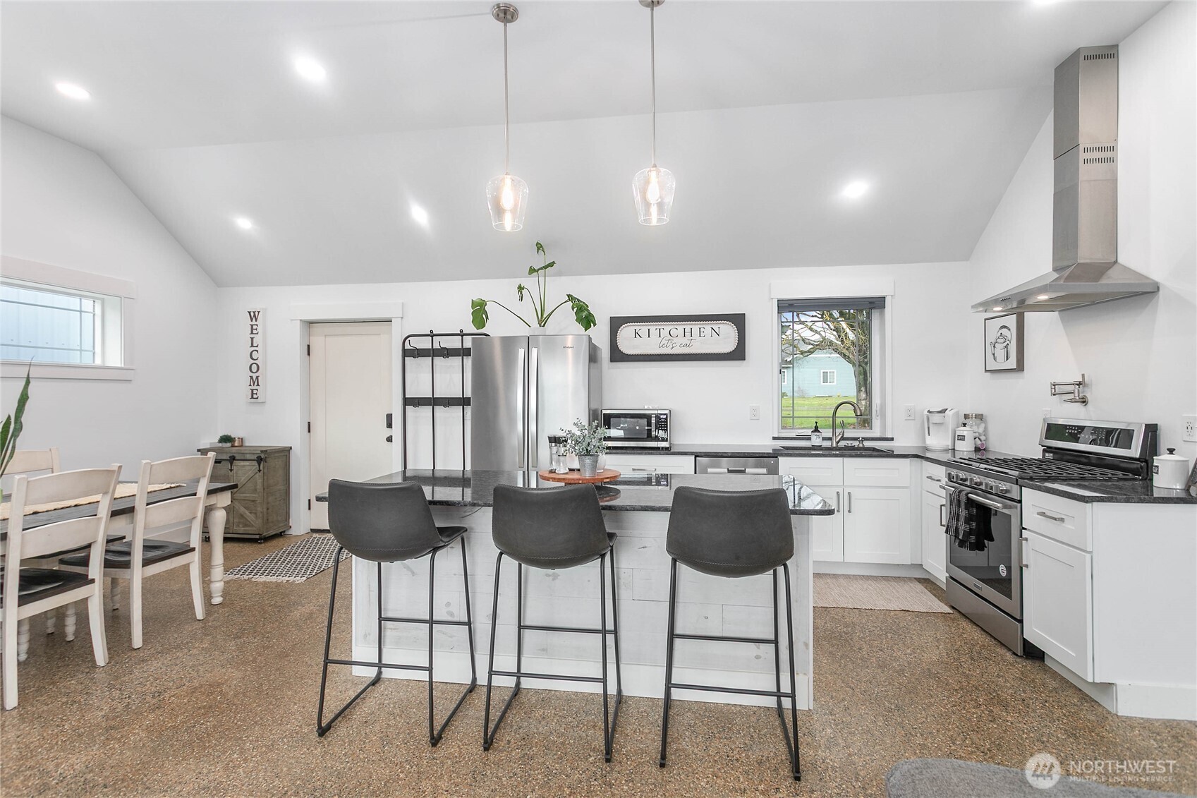 7393 Hannegan Road , Lynden, WA 98264