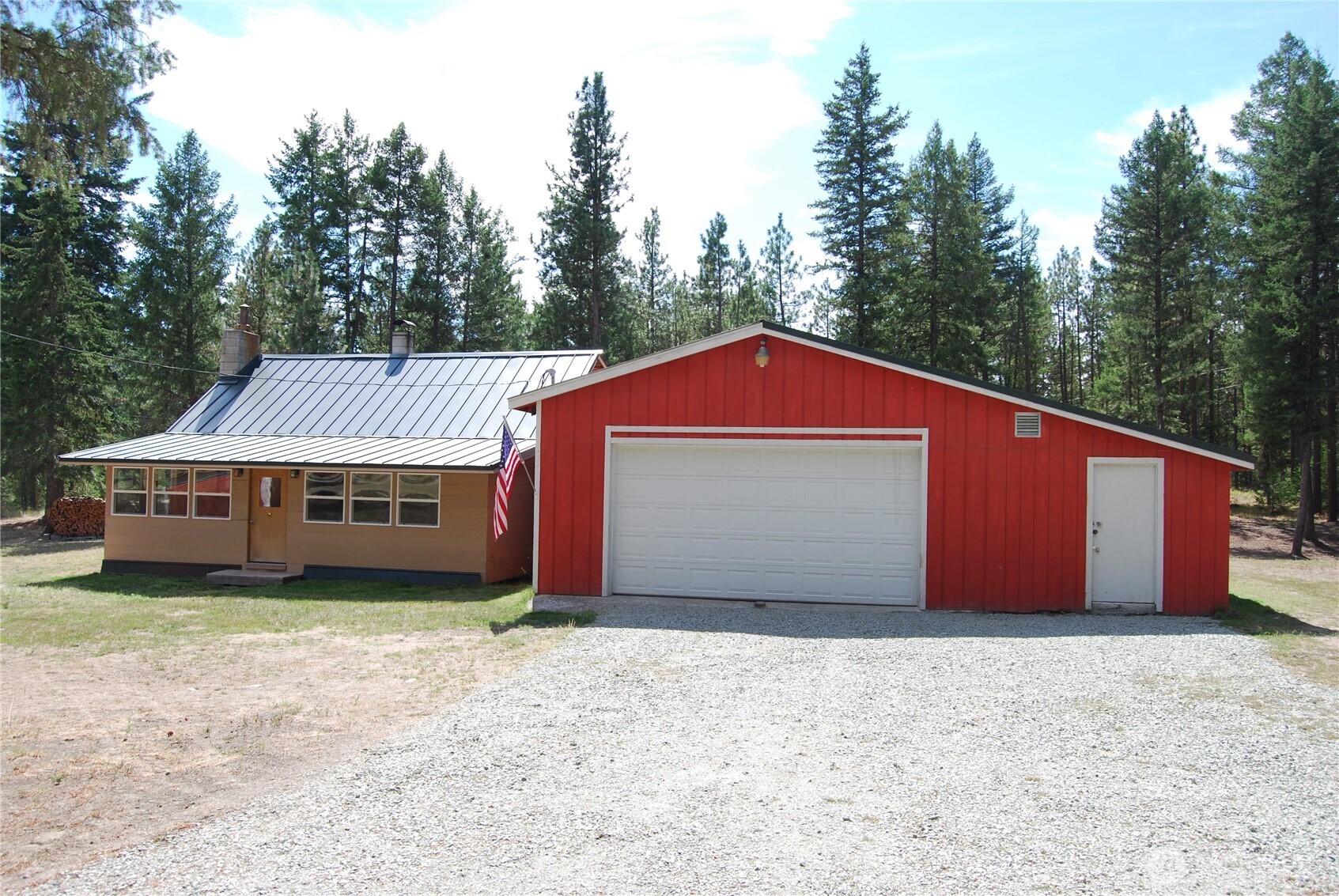 31 Summit Lake Rd , Tonasket, WA 98855