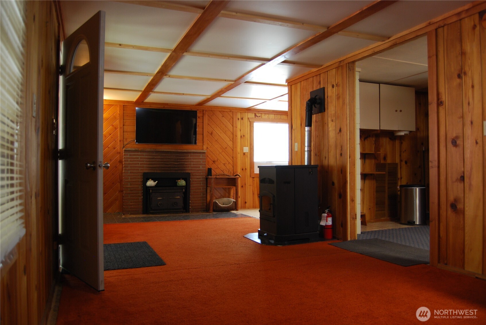 31 Summit Lake Rd , Tonasket, WA 98855