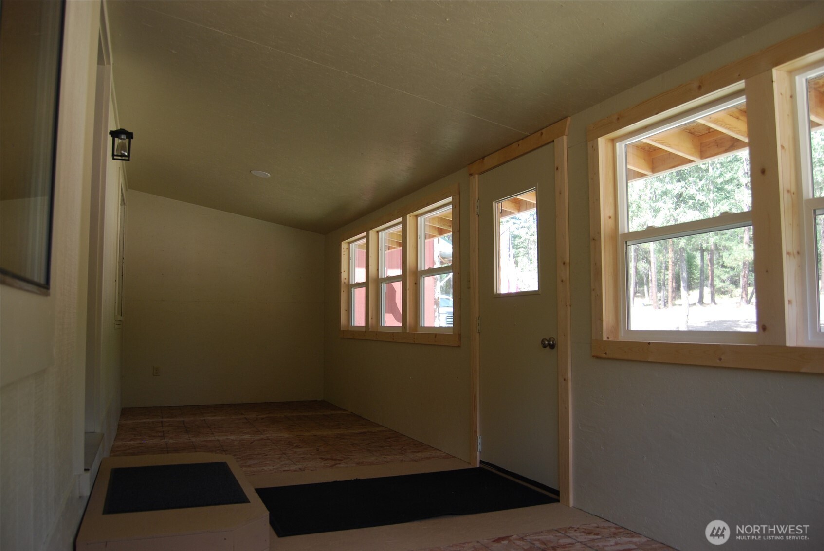 31 Summit Lake Rd , Tonasket, WA 98855