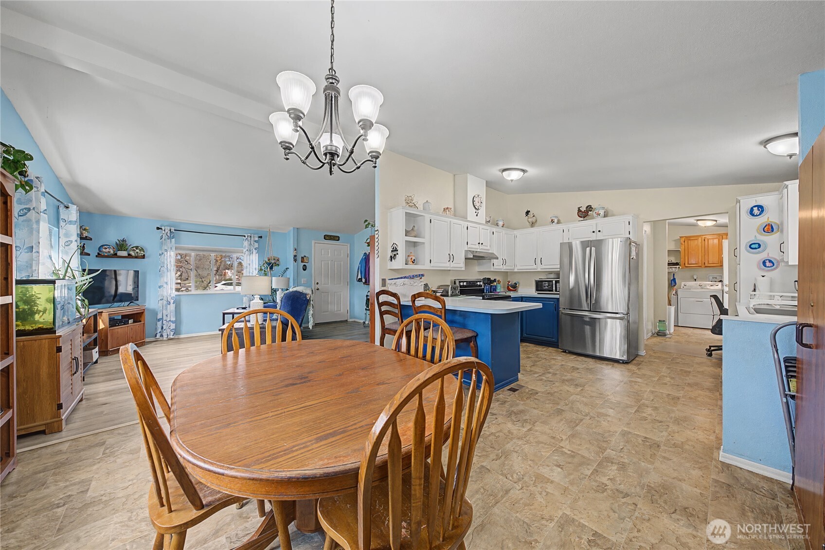 7581 Rainier NE, Moses Lake, WA 98837