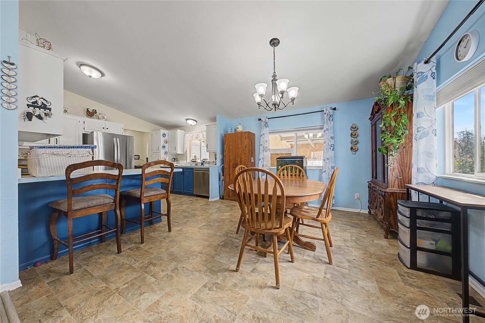 7581 Rainier NE, Moses Lake, WA 98837