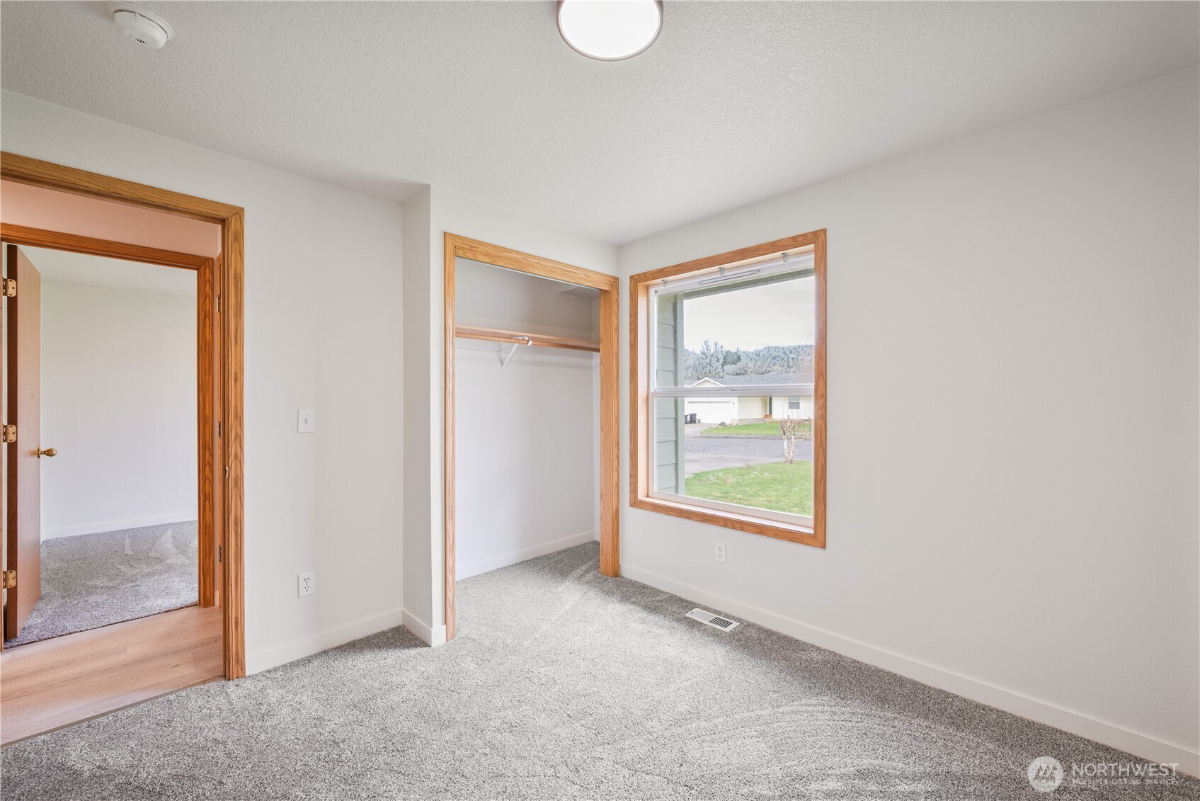 130 Dehning Drive , Woodland, WA 98674