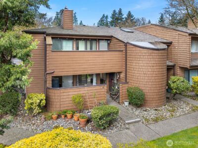 11510 NE 128th Street #8, Kirkland, WA 98034 - Photo 1