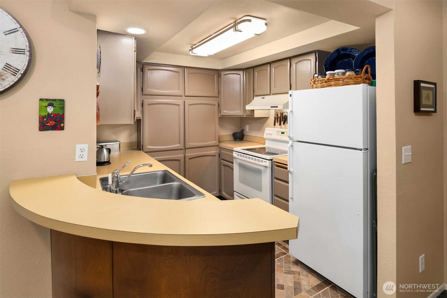 11510 NE 128th Street #8, Kirkland, WA 98034