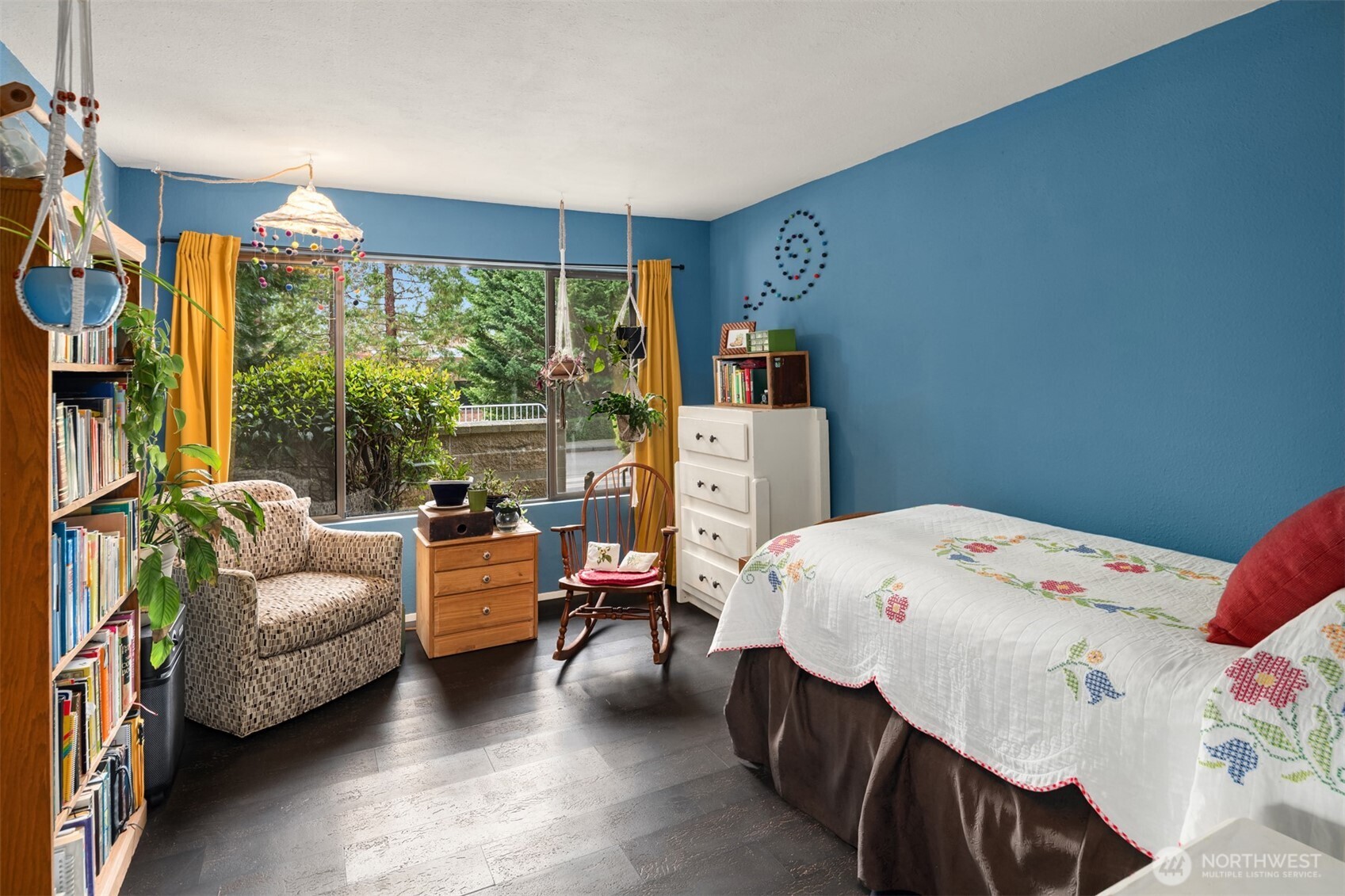 11510 NE 128th Street #8, Kirkland, WA 98034