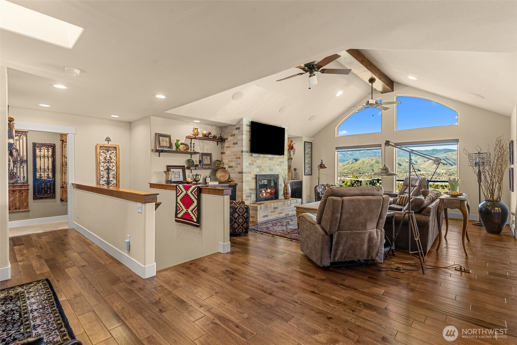 810 Briarwood Drive , East Wenatchee, WA 98802