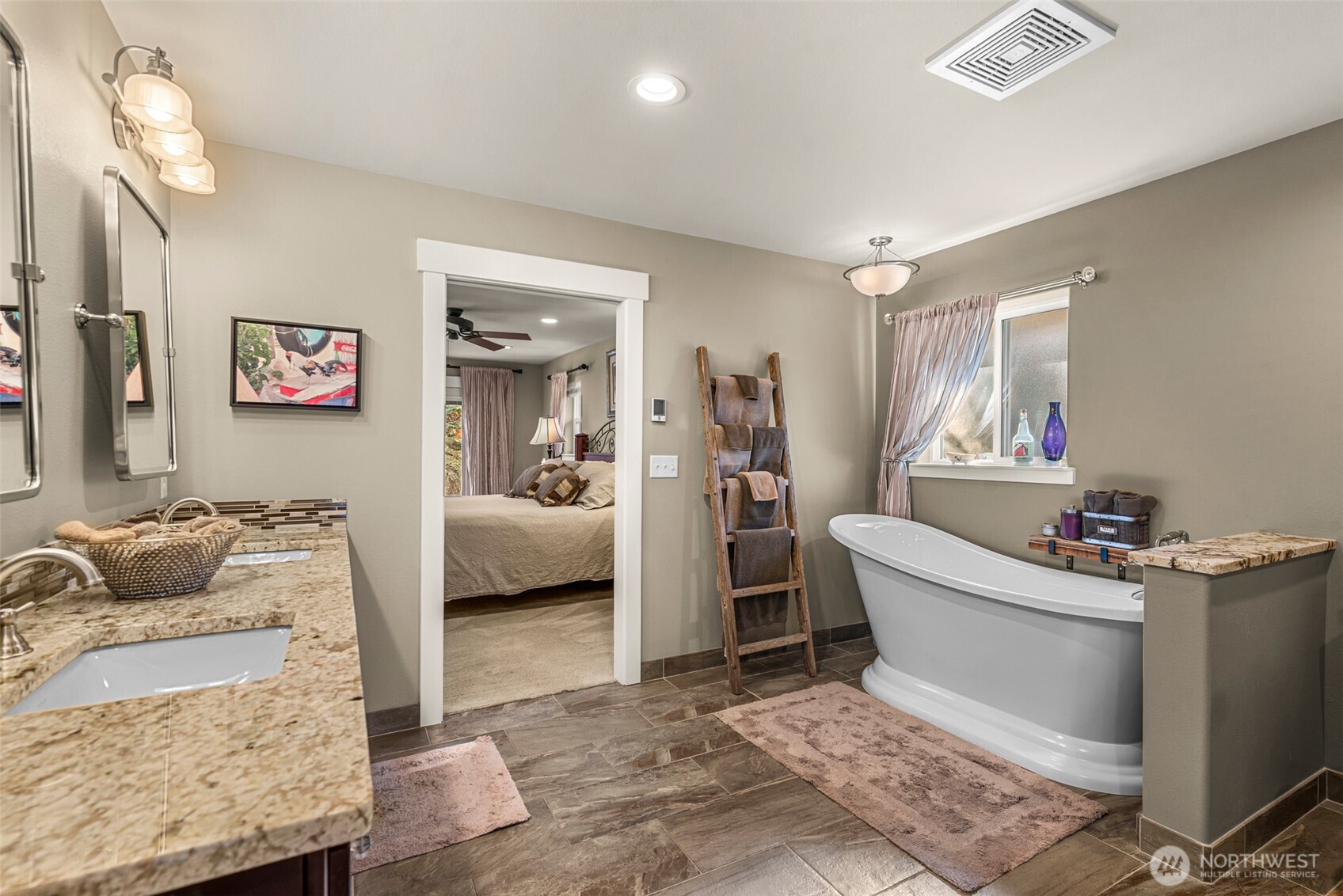 810 Briarwood Drive , East Wenatchee, WA 98802